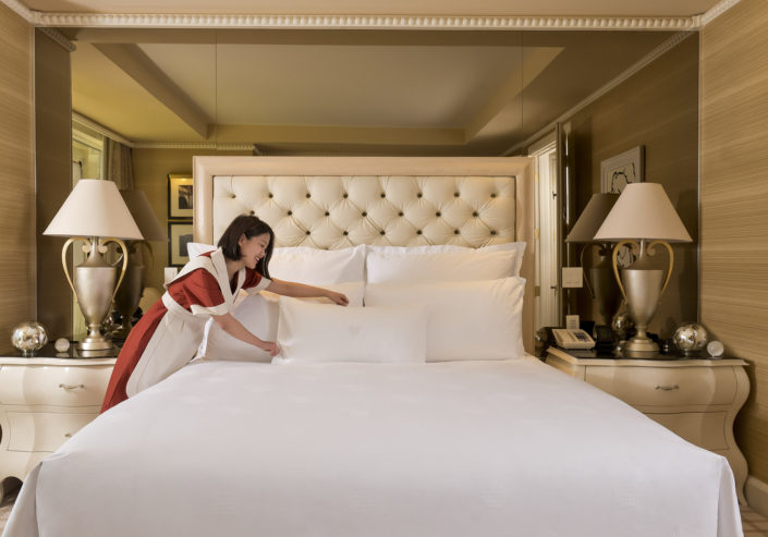 Wynn room - hotel photography
